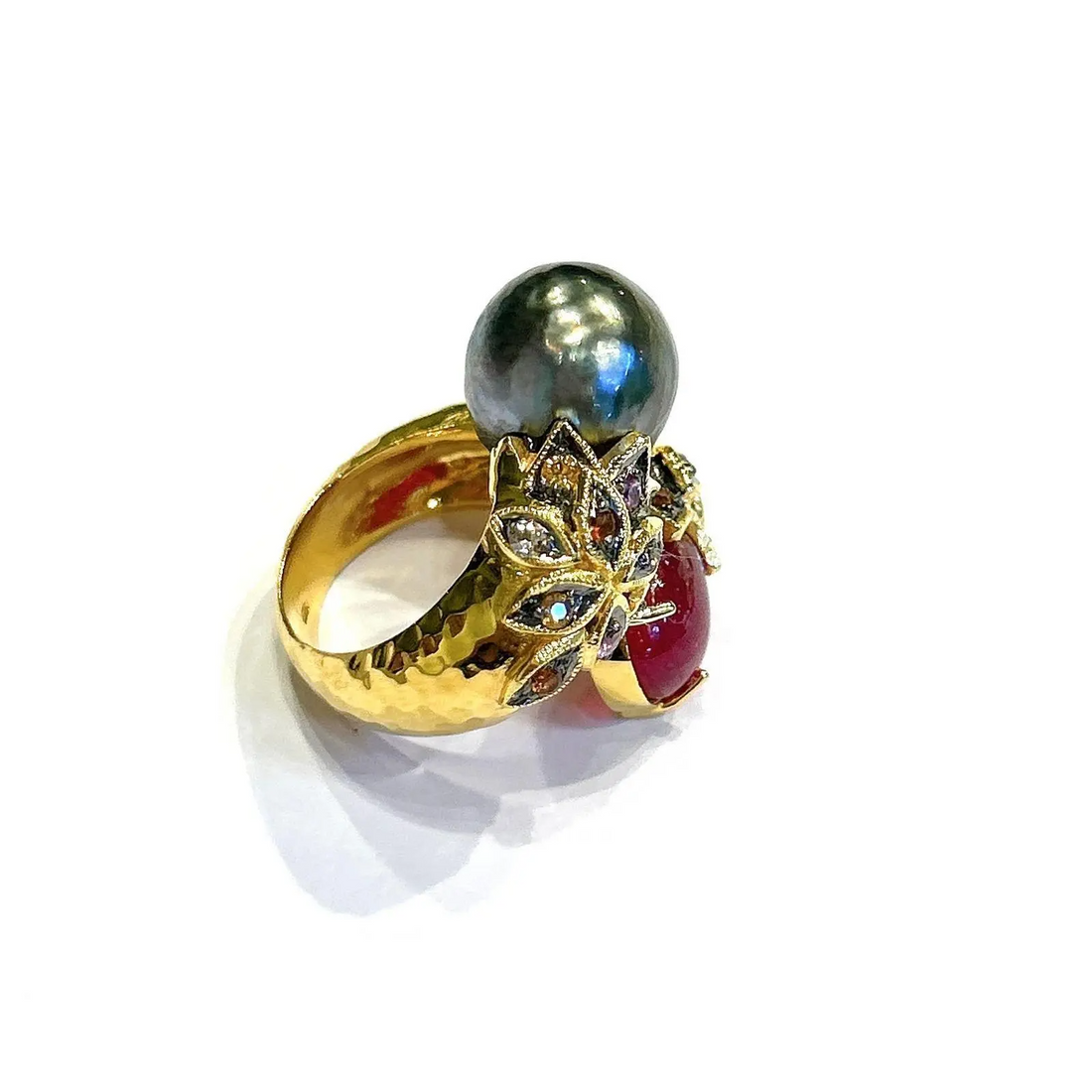 Bochic “Orient” Black Pearl & Ruby Ring Set In 18K Yellow Gold & Silver